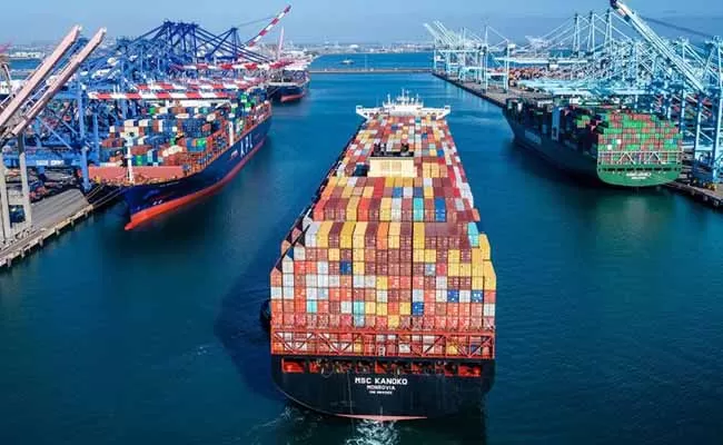 Shipping routes and cargo from China to Houston