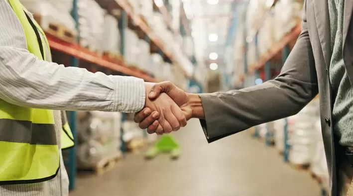 How to Select a Logistics Partner: Beyond the Lowest Quote