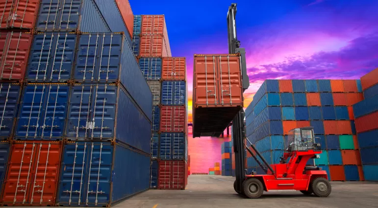 International shipping options by weight, volume, urgency and value